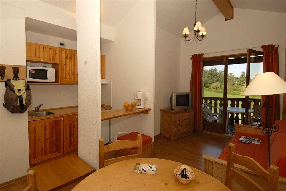 Residence Odalys Les Chalets D'Evian Εξωτερικό φωτογραφία